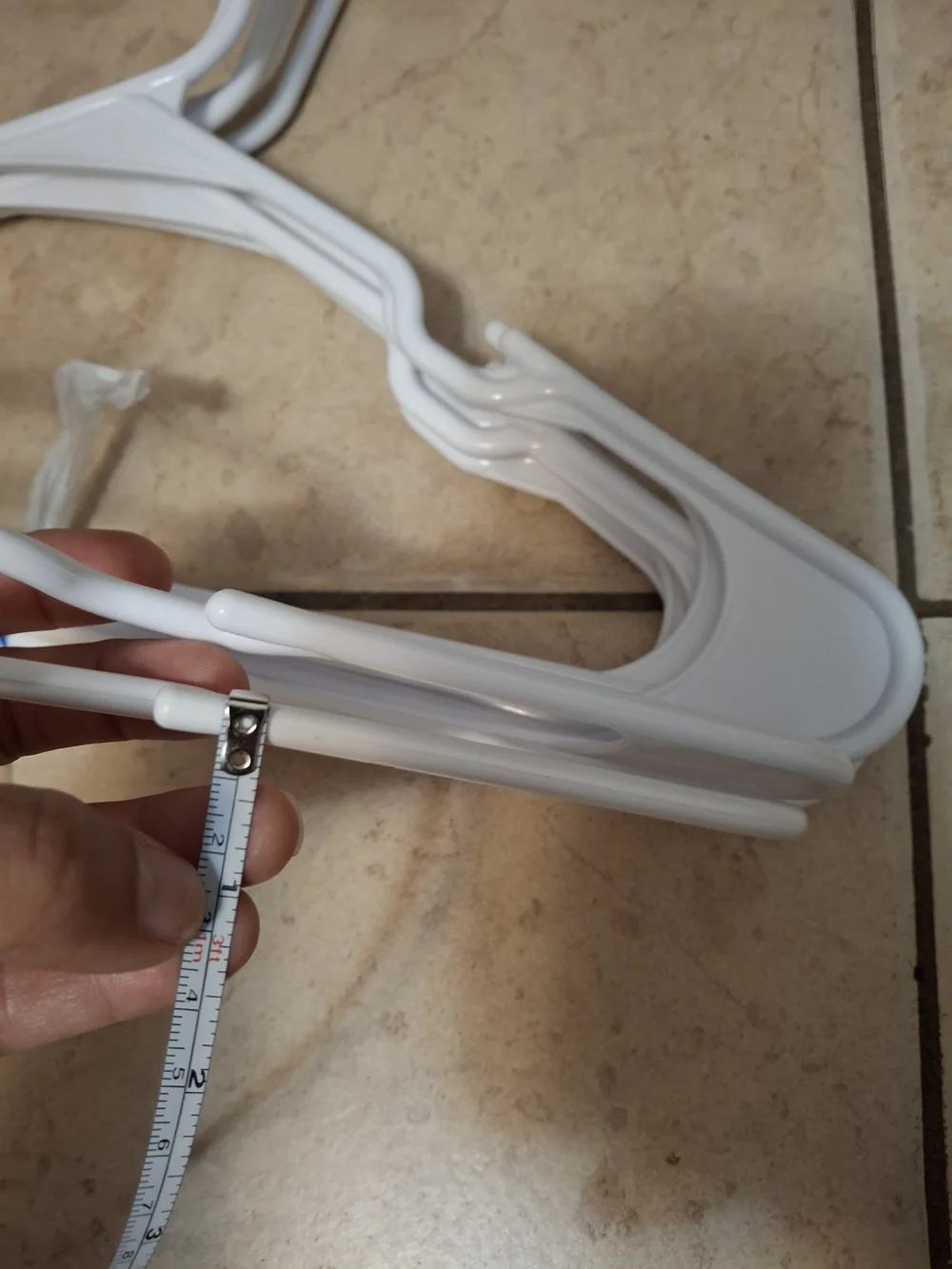 10 White Plastic Closet Hangers - Multipack